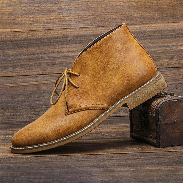 Milton Leather Chukka Boots