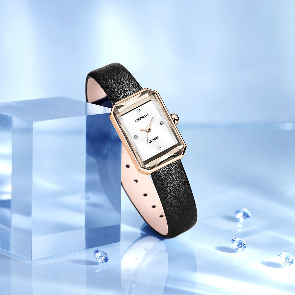 Amoura Wristwatch